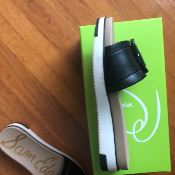 Sam Edelman Slides - Picture 5 of 7
